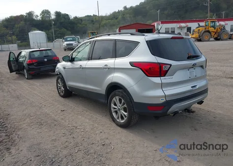 2019 Ford Escape Sel z USA, uszkodzony, nr VIN 1FMCU9HD6KUB98703